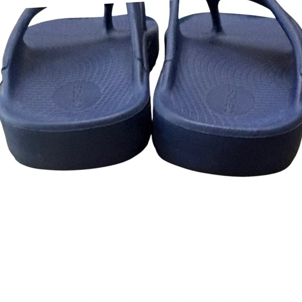 Oofos OOriginals Recovery Sandals Mens 11 Womens 13 Navy Blue Thong Flip Flops